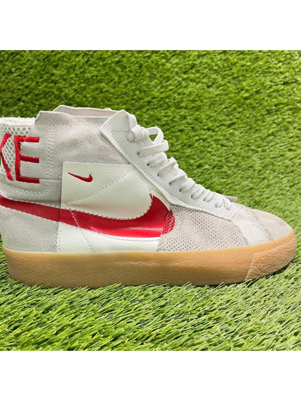 Nike SB Zoom Blazer Mid Mens Size 7 Gray Red Athletic Walking Shoes Sneakers‎